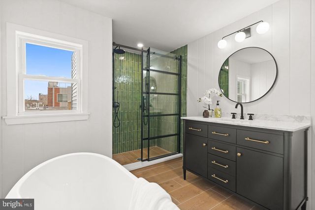 2308 CHRISTIAN ST, Philadelphia, PA 19146