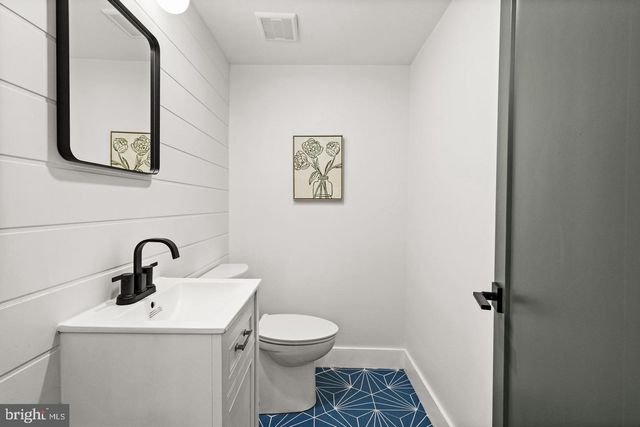 2308 CHRISTIAN ST, Philadelphia, PA 19146