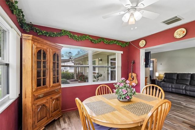 37350 OAK LANE, Umatilla, FL 32784