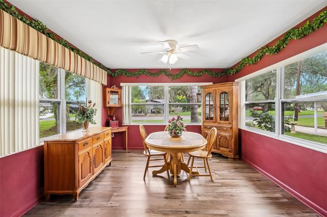 37350 OAK LANE, Umatilla, FL 32784