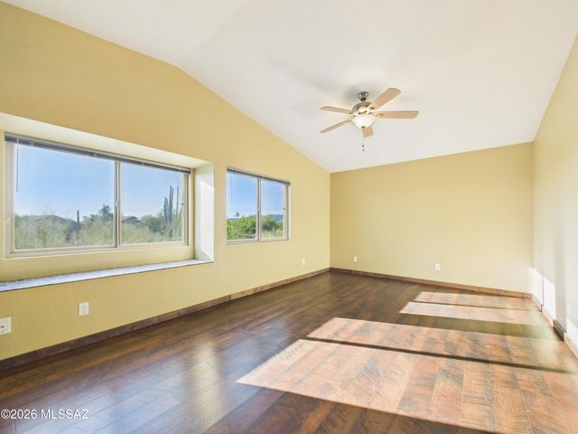 9537 N Albatross Drive, Tucson, AZ 85742