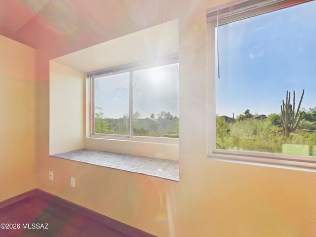 9537 N Albatross Drive, Tucson, AZ 85742