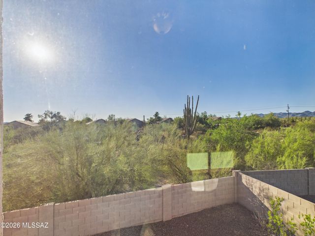 9537 N Albatross Drive, Tucson, AZ 85742