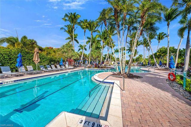 1285 Rialto WAY 102, Naples, FL 34114