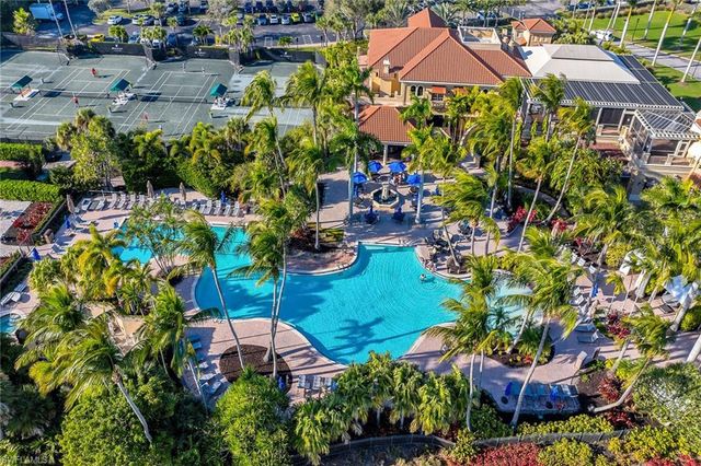 1285 Rialto WAY 102, Naples, FL 34114