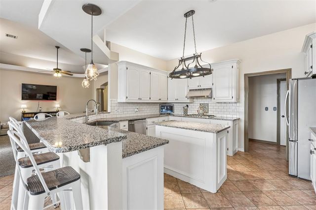 19508 Danforth Farms Boulevard, Edmond, OK 73012