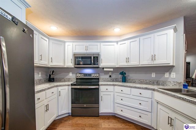 280 Nancy Drive, Elizabethtown, KY 42701