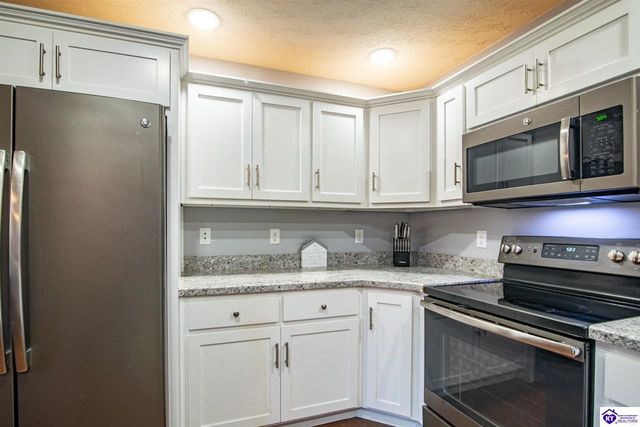 280 Nancy Drive, Elizabethtown, KY 42701