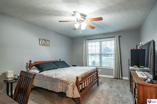 280 Nancy Drive, Elizabethtown, KY 42701