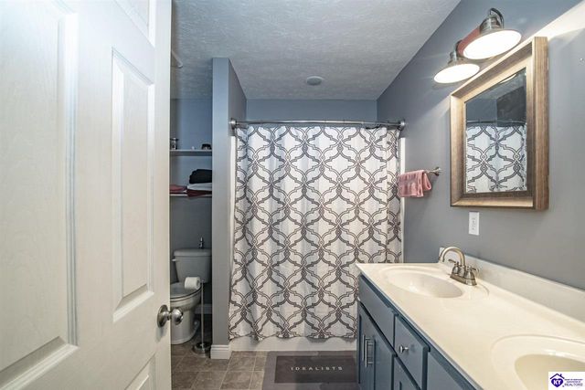 280 Nancy Drive, Elizabethtown, KY 42701