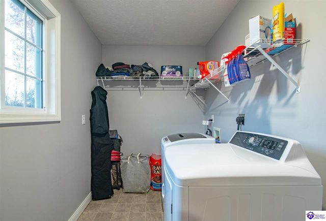 280 Nancy Drive, Elizabethtown, KY 42701