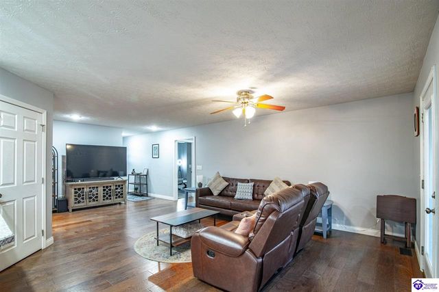 280 Nancy Drive, Elizabethtown, KY 42701