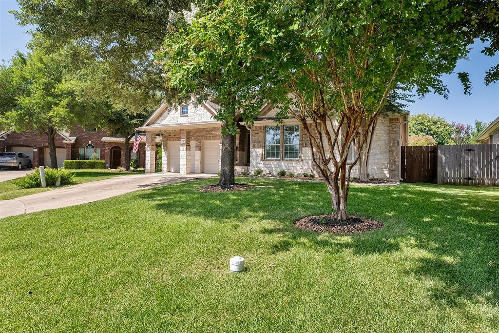 4426 Pasada LN, Round Rock, TX 78681