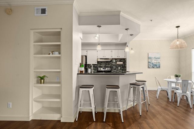6000 Shepherd Mountain CV 614, Austin, TX 78730
