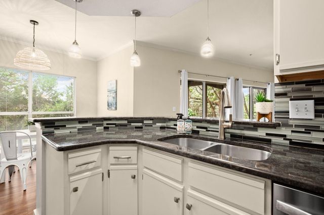 6000 Shepherd Mountain CV 614, Austin, TX 78730