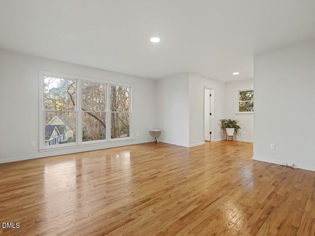 305 Westbrook Drive, Carrboro, NC 27510