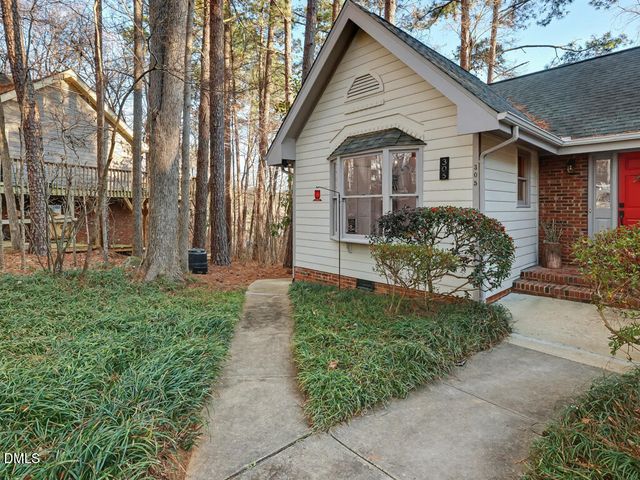305 Westbrook Drive, Carrboro, NC 27510