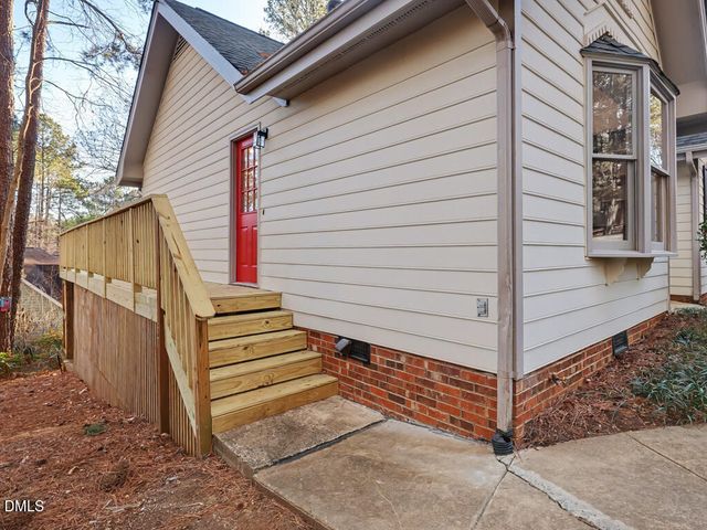 305 Westbrook Drive, Carrboro, NC 27510