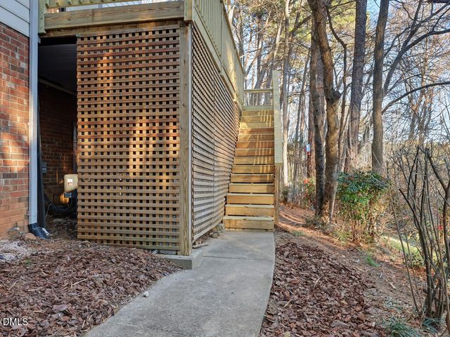 305 Westbrook Drive, Carrboro, NC 27510