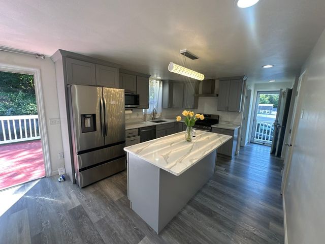 155 A Street, Dracut, MA 01826