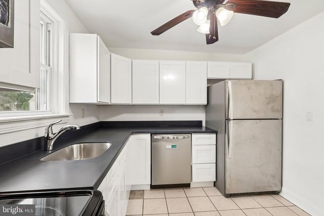 301 DECALB AVE, Wilmington, DE 19804