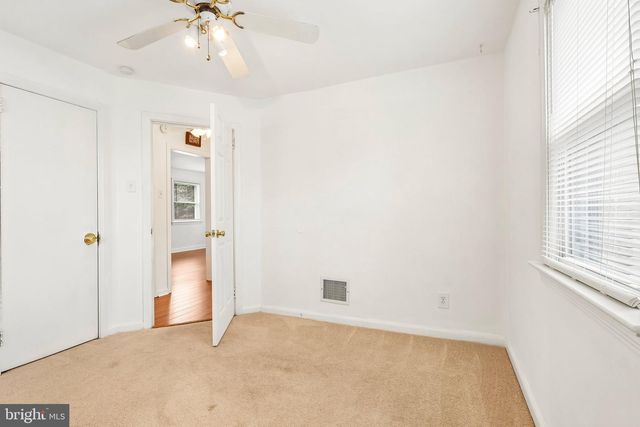 301 DECALB AVE, Wilmington, DE 19804