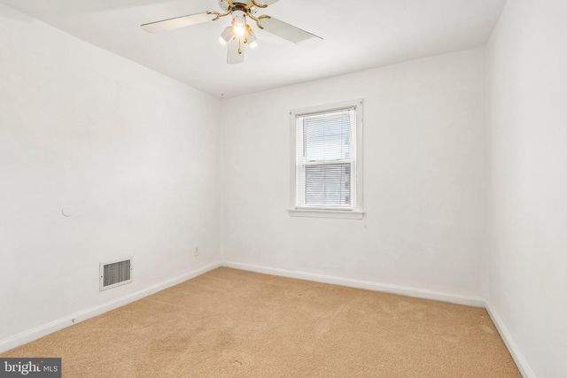 301 DECALB AVE, Wilmington, DE 19804