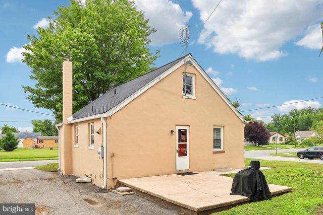301 DECALB AVE, Wilmington, DE 19804