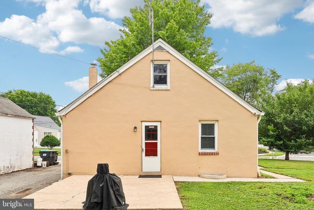 301 DECALB AVE, Wilmington, DE 19804