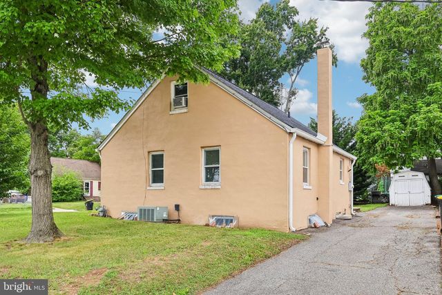301 DECALB AVE, Wilmington, DE 19804