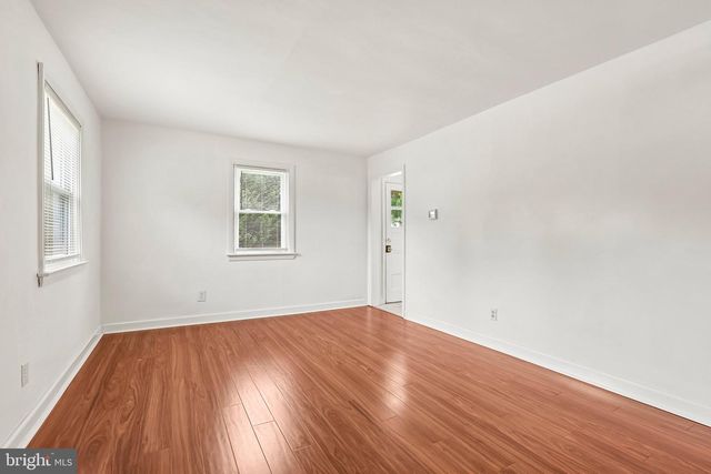 301 DECALB AVE, Wilmington, DE 19804