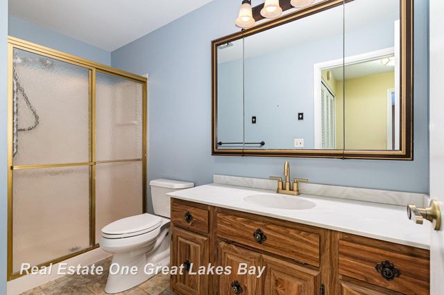 955 Kennely Road J162, Saginaw, MI 48609