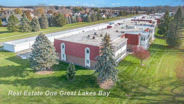 955 Kennely Road J162, Saginaw, MI 48609