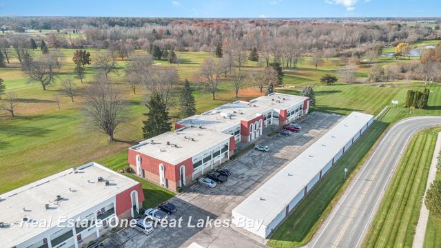 955 Kennely Road J162, Saginaw, MI 48609