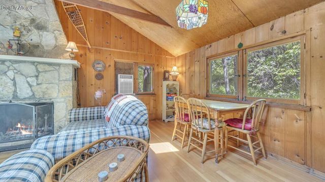 16422 Harpt Lake ROAD, Mishicot, WI 54228