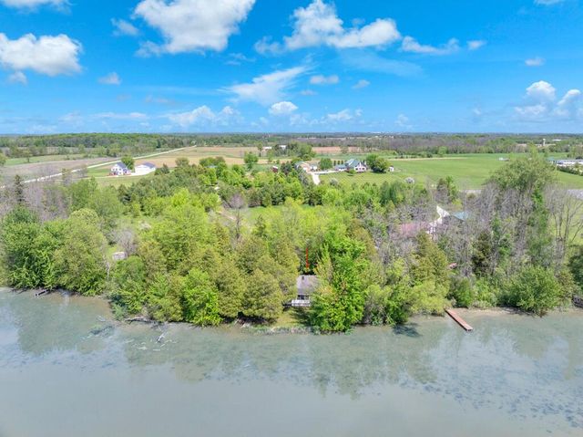 16422 Harpt Lake ROAD, Mishicot, WI 54228