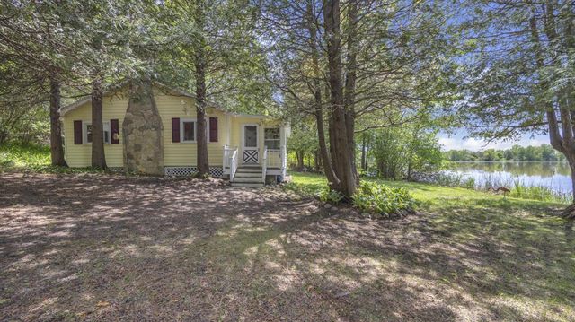 16422 Harpt Lake ROAD, Mishicot, WI 54228