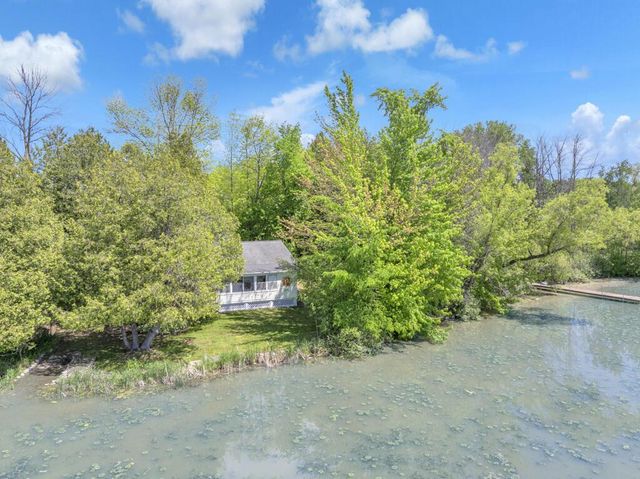 16422 Harpt Lake ROAD, Mishicot, WI 54228