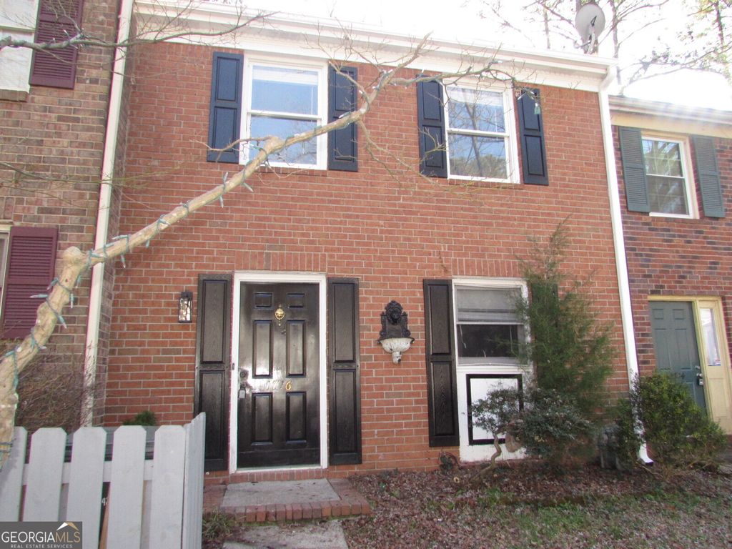 1716 Twin Brooks Drive, Marietta, GA 30067