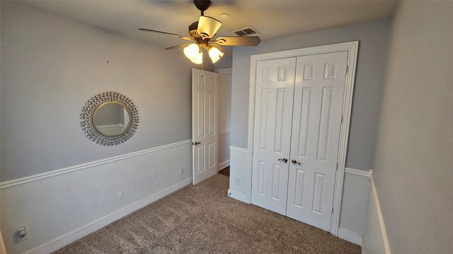 8207 Persimmon Street, Irving, TX 75063