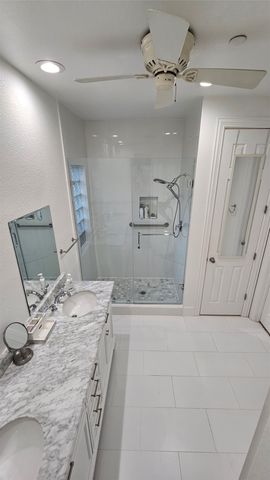 8207 Persimmon Street, Irving, TX 75063