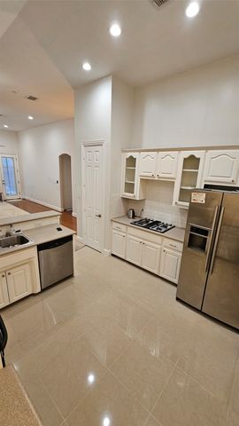 8207 Persimmon Street, Irving, TX 75063