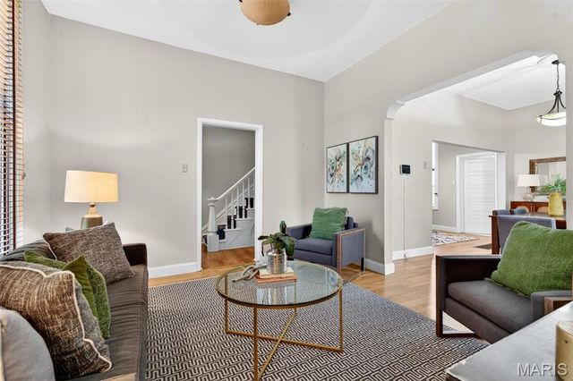 2708 Indiana Avenue, St Louis, MO 63118