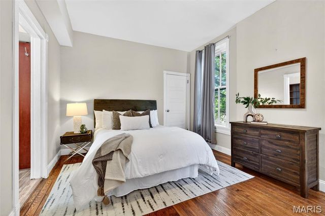 2708 Indiana Avenue, St Louis, MO 63118