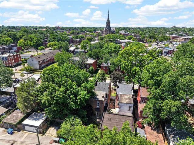 2708 Indiana Avenue, St Louis, MO 63118