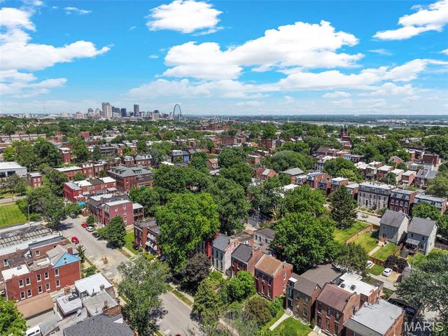 2708 Indiana Avenue, St Louis, MO 63118