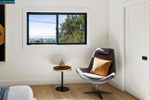 2090 Wrenn, Oakland, CA 94602