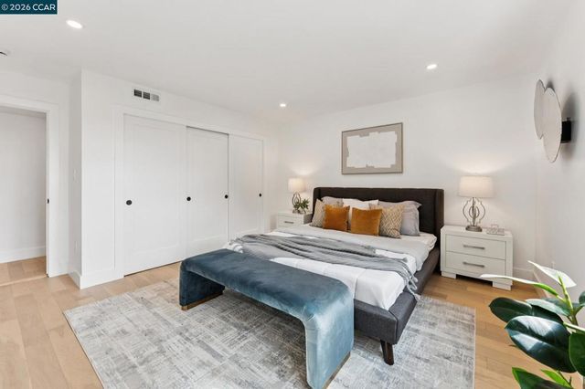 2090 Wrenn, Oakland, CA 94602