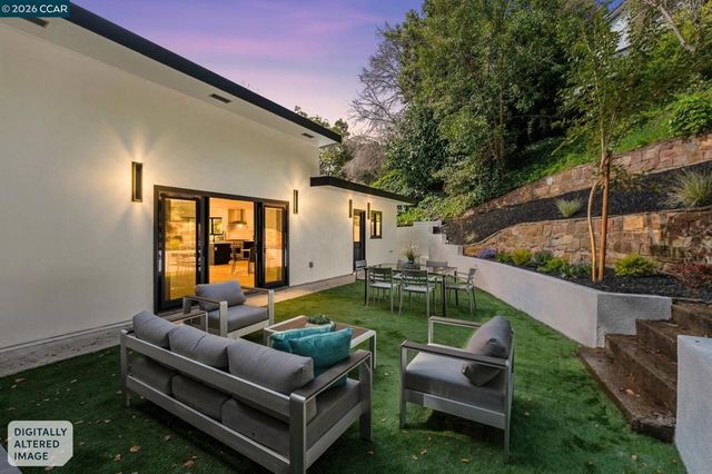 2090 Wrenn, Oakland, CA 94602