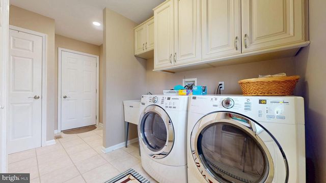 500 DUSTY LN, Linwood, NJ 08221